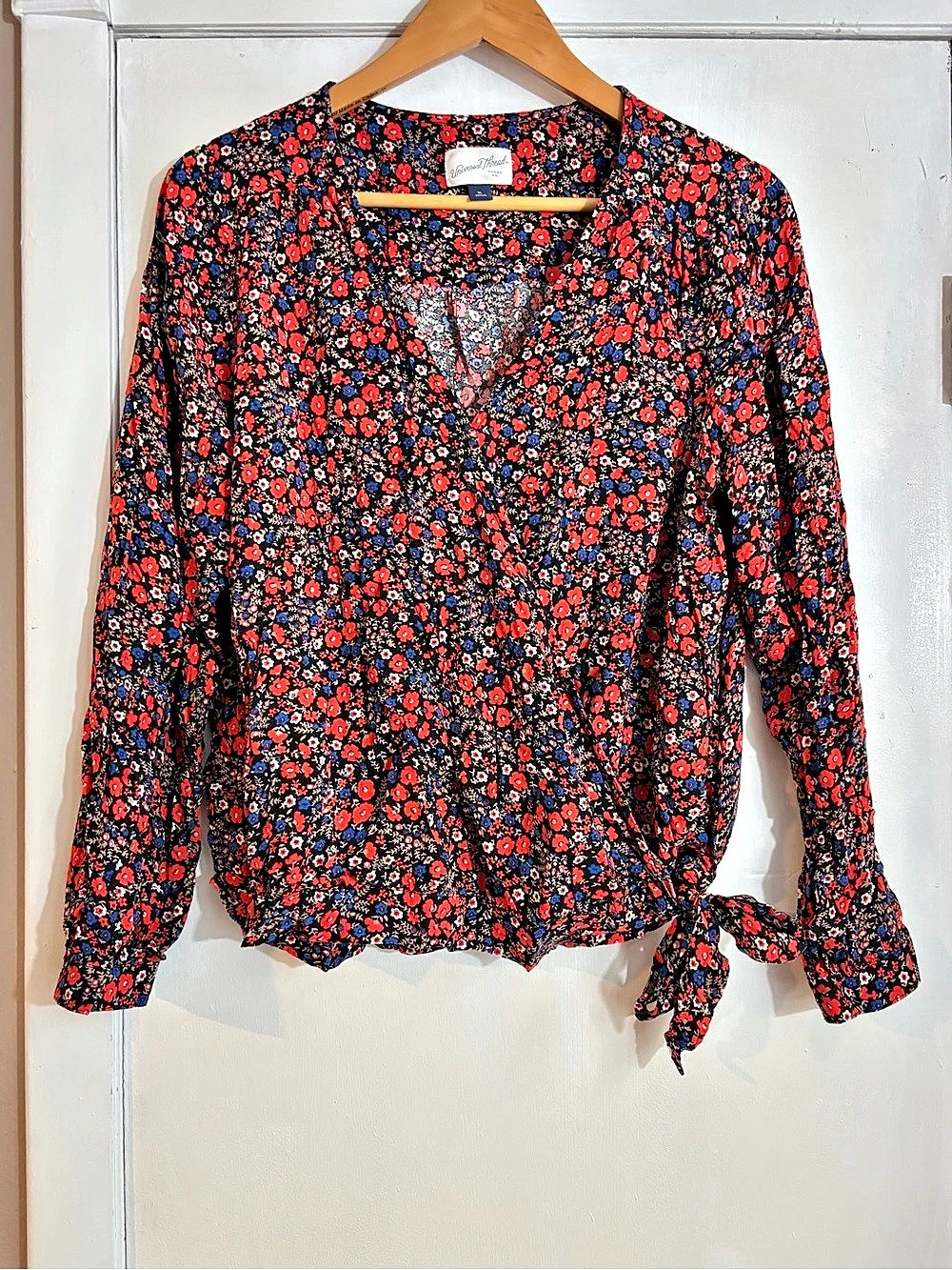 Universal Thread Floral Tie-Front Blouse in Blue & Red